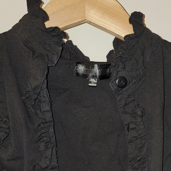 Gothic Ruffled Long Sleeve Blouse with Jabot Collar - Picture 3 of 6